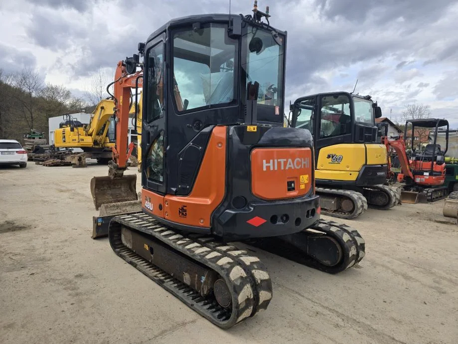 Pelle compacte Hitachi ZX48U-6 – 2021 – 4,8 T – Excellente condition
