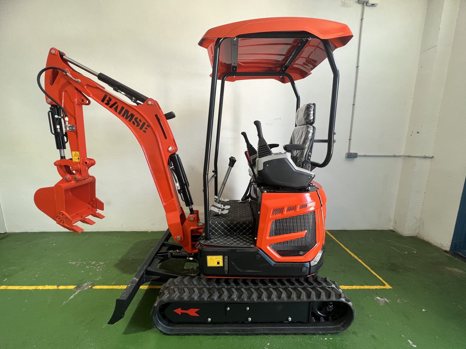 Pelle compacte rotative BAIMSE – 1,8 t – Moteur Kubota 3 cylindres