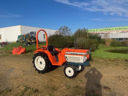 Micro-tracteur Kubota B1702 – 18 CV – 2RM – Reconditionné