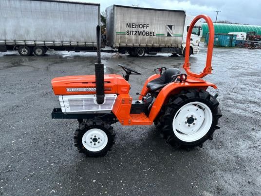 Micro-tracteur Kubota B1600DT – 20 CV – 4RM – Reconditionné – Image 2