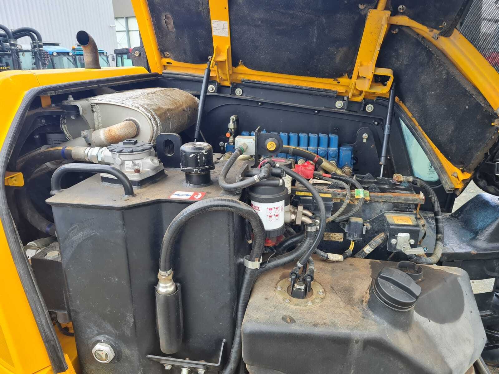 JCB 85Z-1 – Image 9